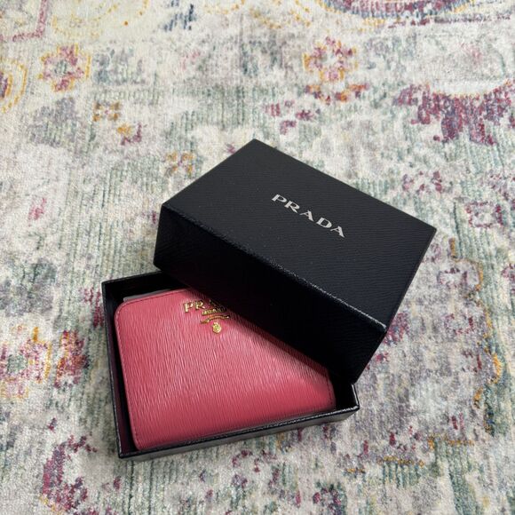 Prada Vitello Move Compact Wallet - Picture 3 of 16